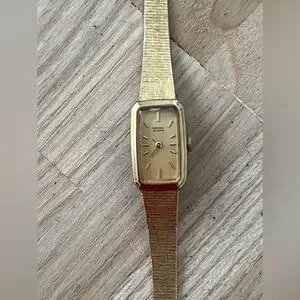 Seiko Vintage Ladies Watch Gold-Tone Dial, Case, Bracelet, Hands, Markers Vintage ladies main image 4